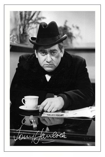Tony hancock comedy signed - tv,